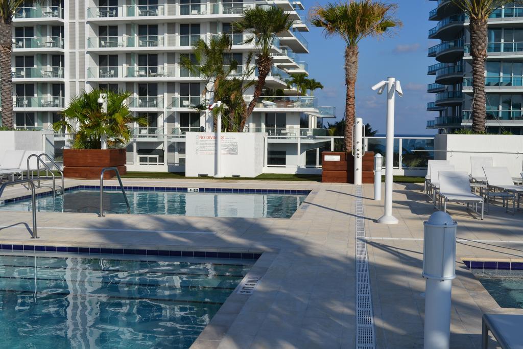 Grand Beach Hotel Surfside West מראה חיצוני תמונה